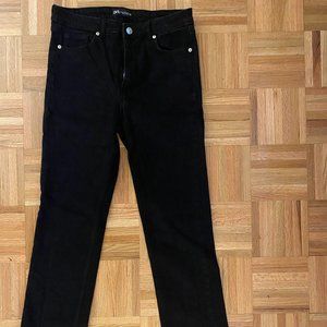 Zara High Rise Split Hem Skinny Jean | Size 8